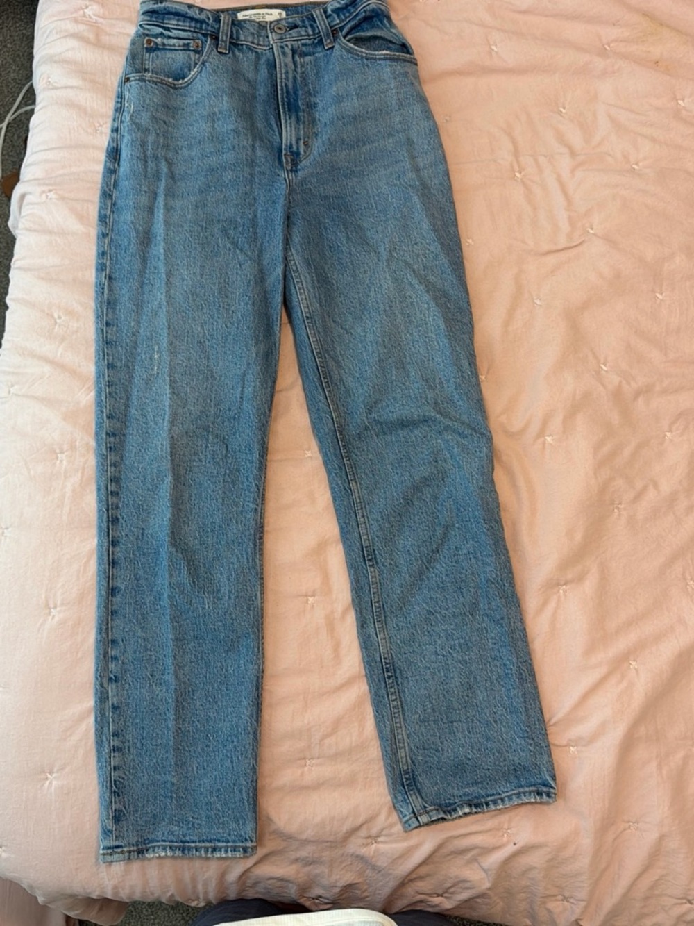 abercrombie mom jeans
